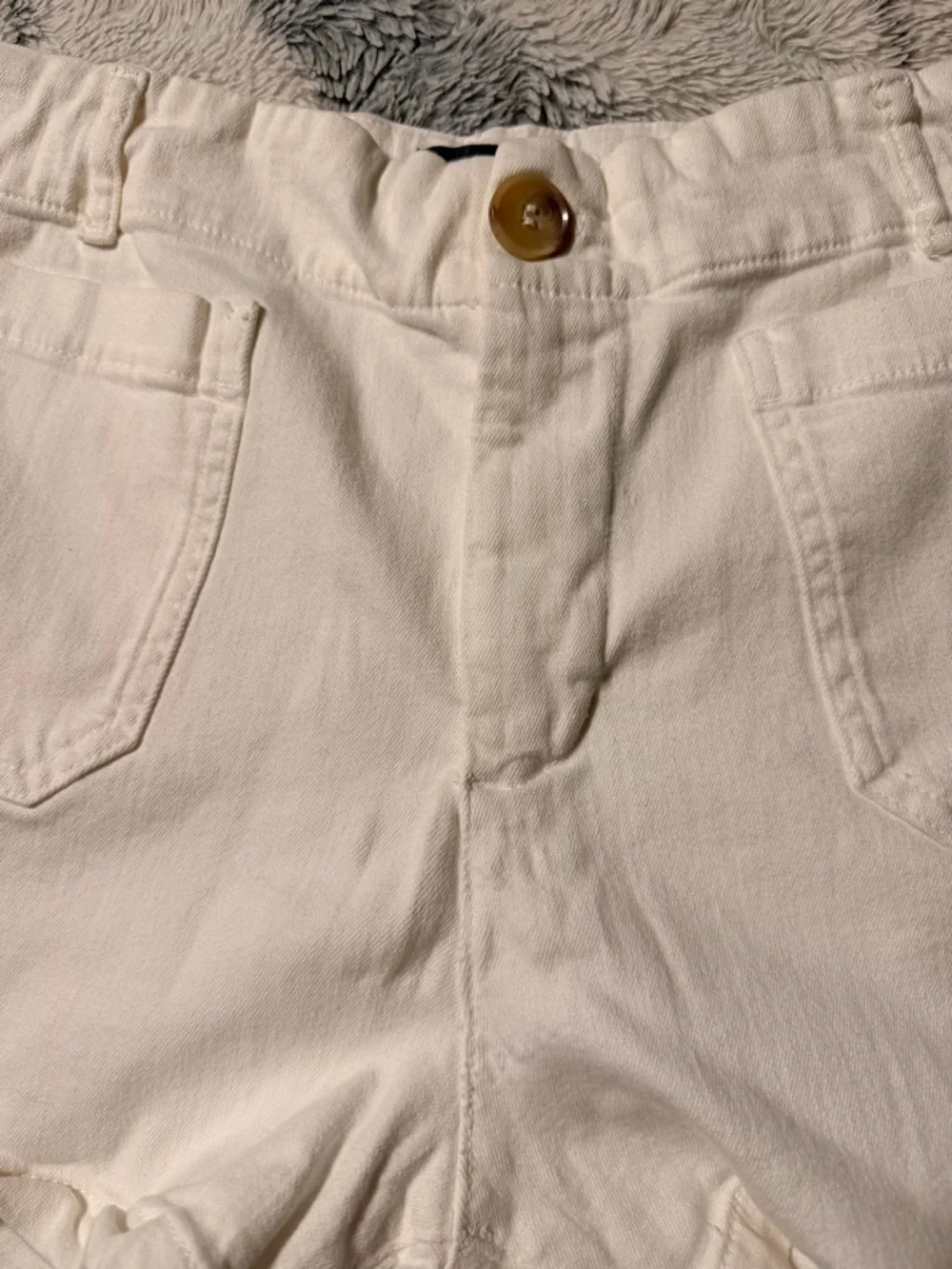Anthropologie White High-Rise Jean Shorts - Picture 4 of 9